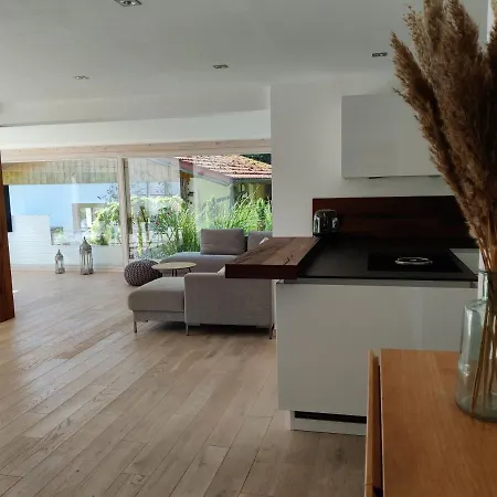 Chesa Lai Apartman *